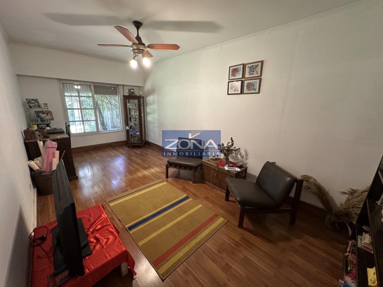 Venta casa 3 dormitorios con gran parque forestado