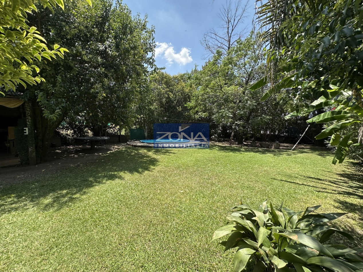 Venta casa 3 dormitorios con gran parque forestado