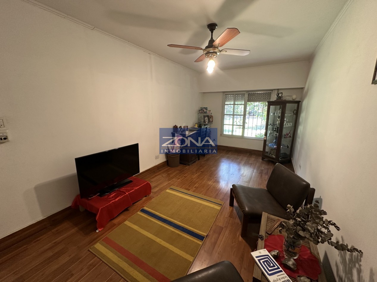 Venta casa 3 dormitorios con gran parque forestado