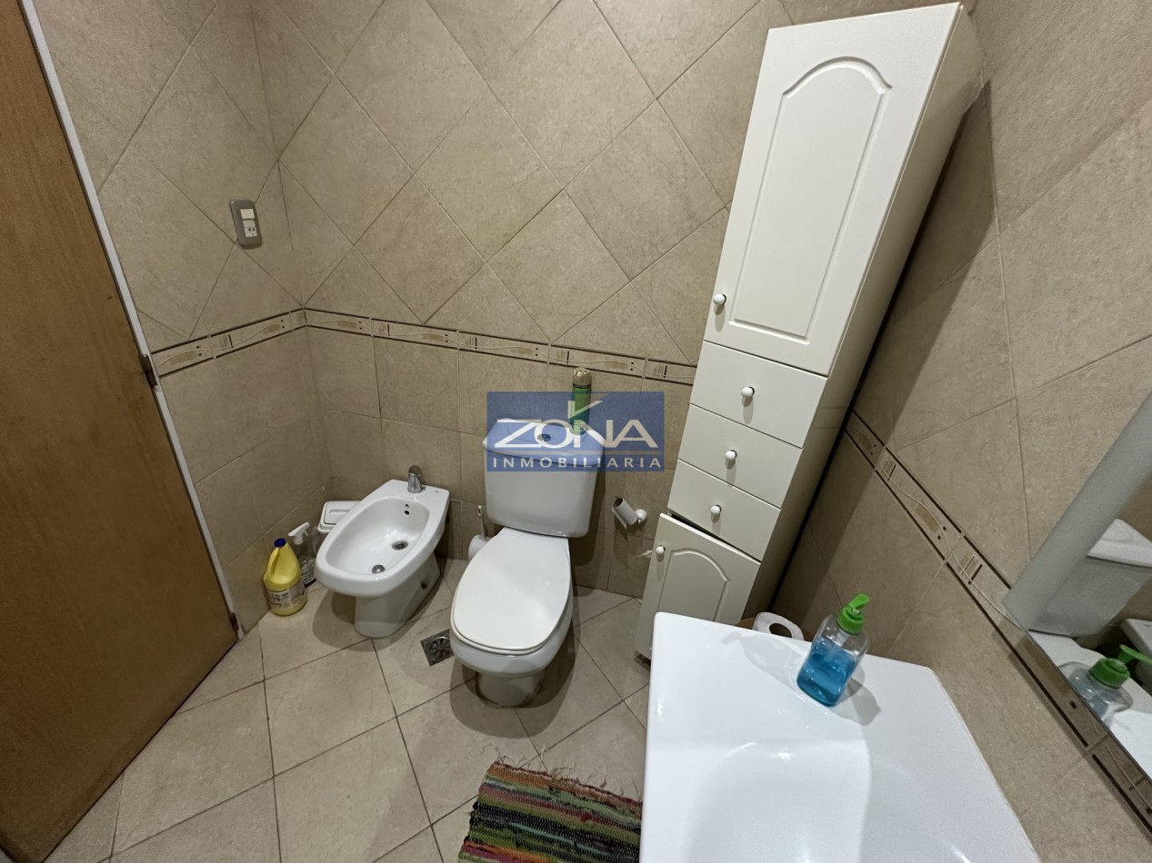 Venta casa 3 dormitorios con gran parque forestado