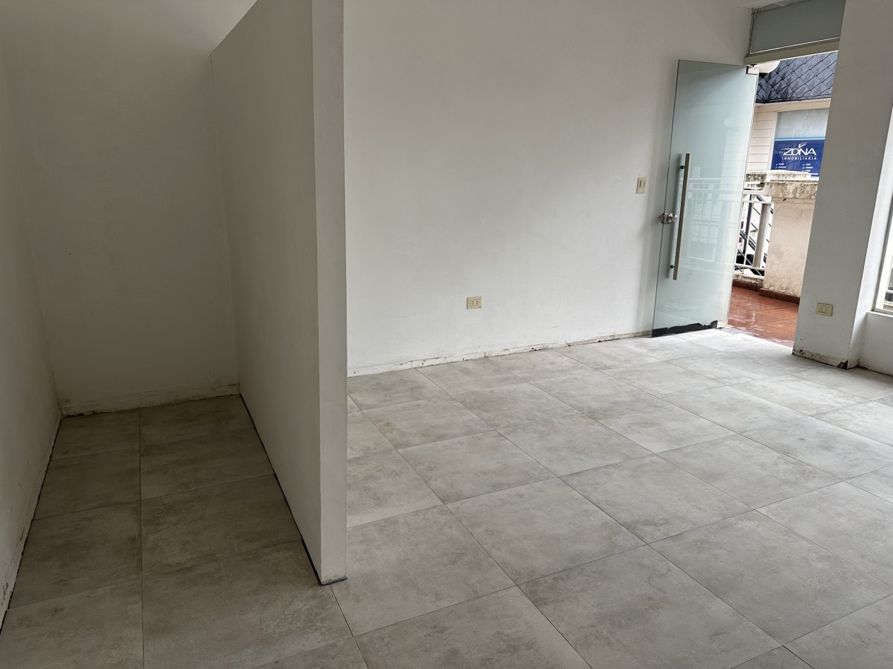 Venta Local en Paseo Victoria Funes