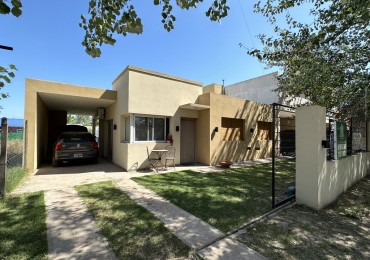 Venta casa 2 dormitorios con piscina Apta Credito
