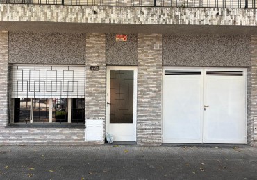 Alquiler Casa 2 dormitorios con patio y cochera