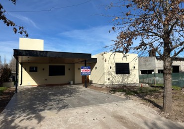 Las Casuarinas - Venta Casa Estrenar 2 dormitorios + estudio