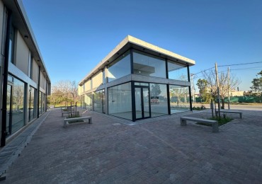 Venta Local Comercial Las Calandrias - Funes